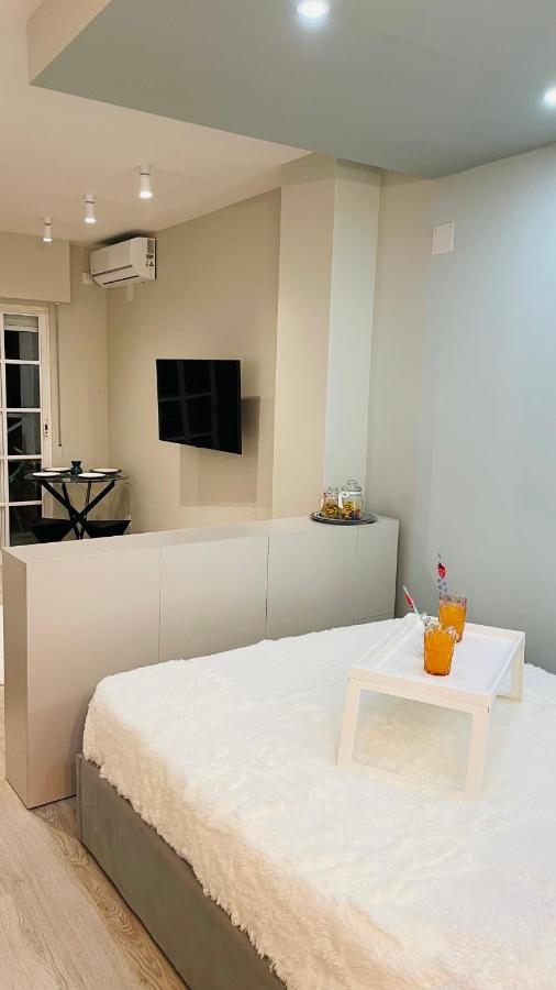 Beautiful Studio Two Steps To The Beach Торевьиа Экстерьер фото