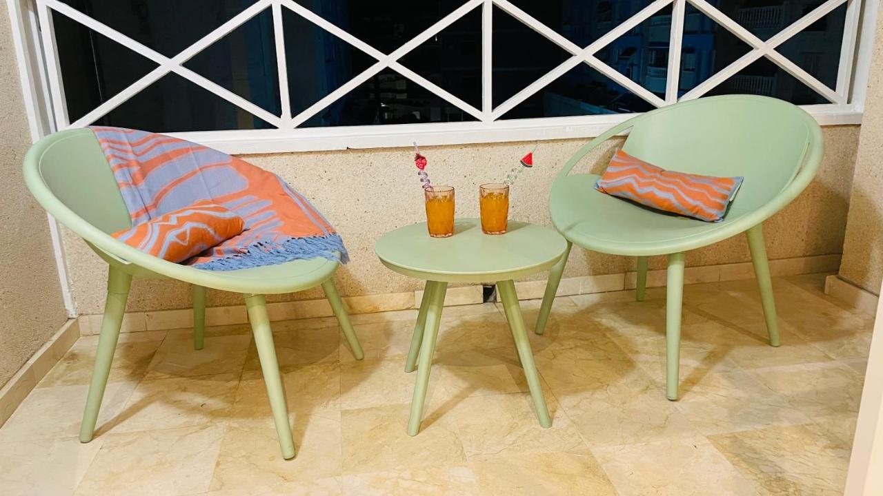 Beautiful Studio Two Steps To The Beach Торевьиа Экстерьер фото